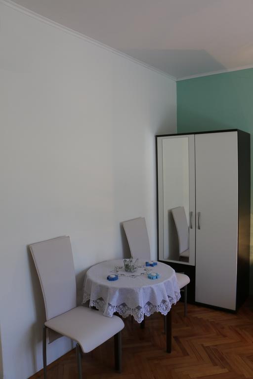 Apartments Milatic Йелса Екстериор снимка
