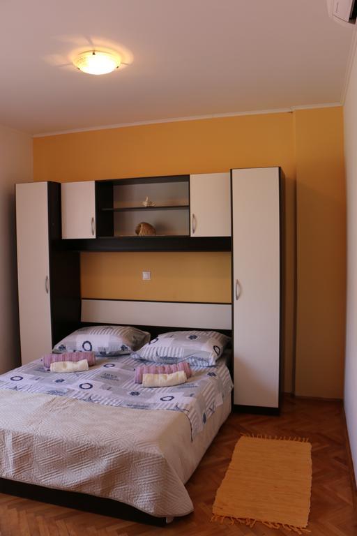 Apartments Milatic Йелса Екстериор снимка